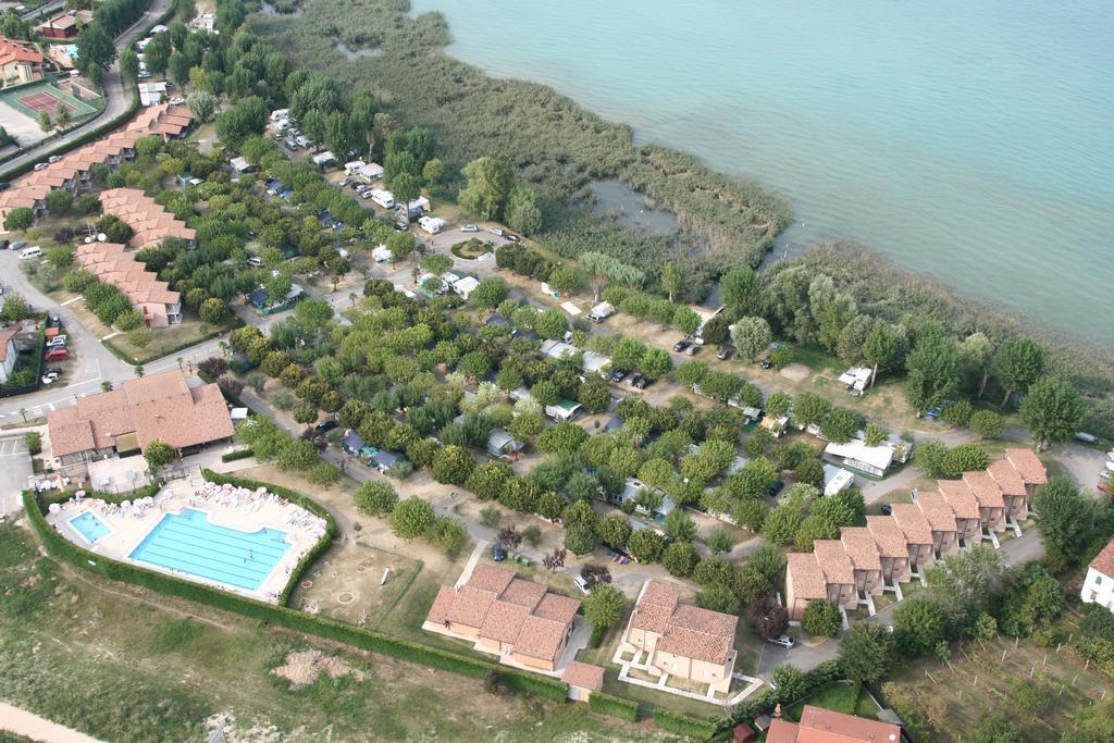 Residence Villaggio Tiglio Sirmione Luaran gambar