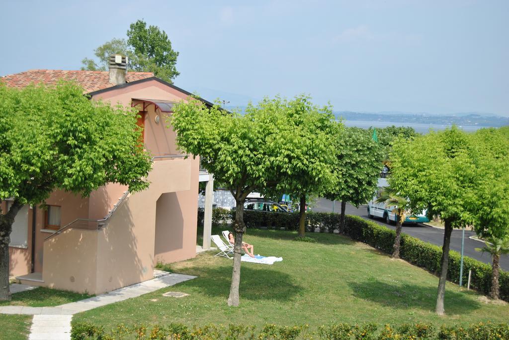 Residence Villaggio Tiglio Sirmione Luaran gambar